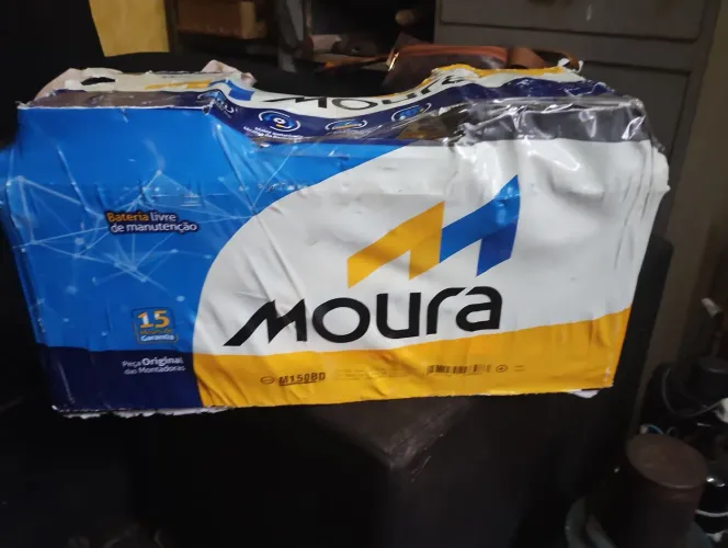 Bateria   Moura  nova  de 150 amperes