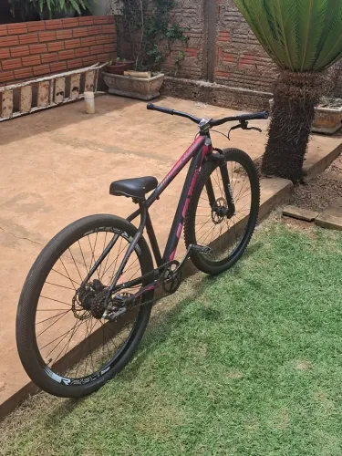 Vende-se alfameq montada 