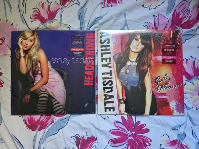 Combo LP Vinil Ashley Tisdale Headstrong e Guilty Pleasure