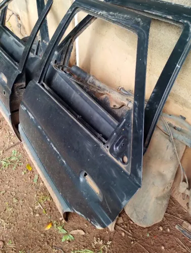 Vendo peças Escort Sapao 1996