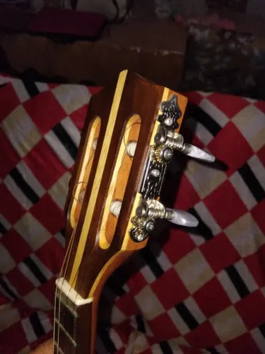 Cavaquinho Maciço Cedro