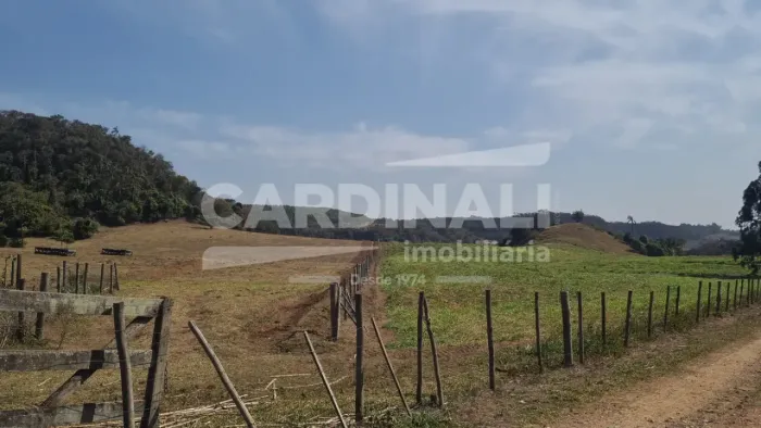 Terreno Padrão em São Carlos