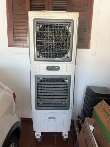 Climatizador Evaporativo Rotoplast 220V - Excelente Estado