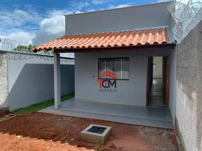 Casa com 2 dormitórios à venda, 92 m² por R$ 290.000,00 - Garavelo Sul - Hidrolândia/GO