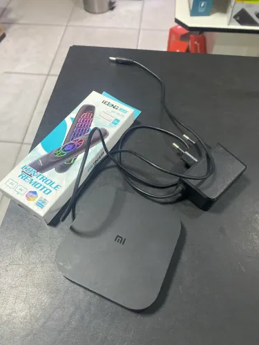 Xiaomi Mi Box S MDZ-22-AB 1ª geração 4K 8GB Preto 2GB RAM