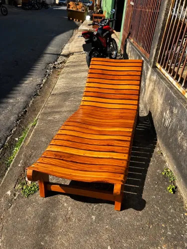 Namoradeira Rústica - Peroba 