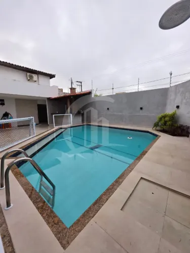 Casa na Atalaia com 4 suítes, piscina e espaço gourmet em localização privilegiada perto d