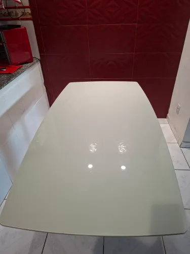 Mesa para 6 cadeiras (avaria)