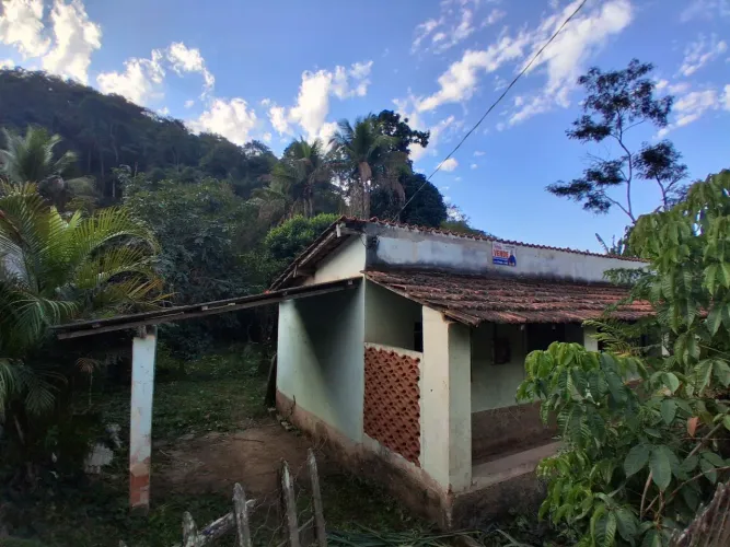 Vende- se ou troca-se por um imóvel