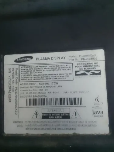 Tv 43 polegadas LCD com tela toda tricada