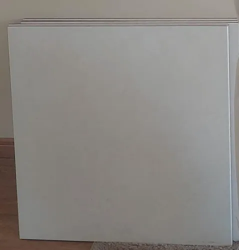 Piso porcelanato e piso laminado