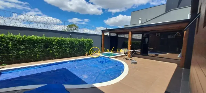 Casa de Condomínio com 3 Quartos à venda, 330 m² por R$ 2.500.000 - Condomínio Ibiti Royal