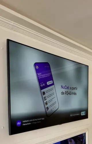TV 65PL 4K Samsung Smart 1 ano de uso - Impecavel.