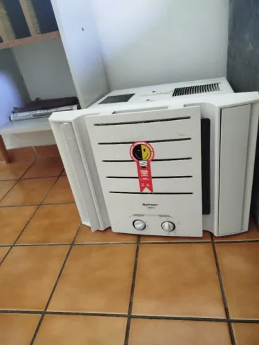 Ar condicionado de parede
