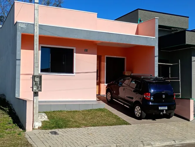 Oportunidade Casa em condomínio no Umbará 