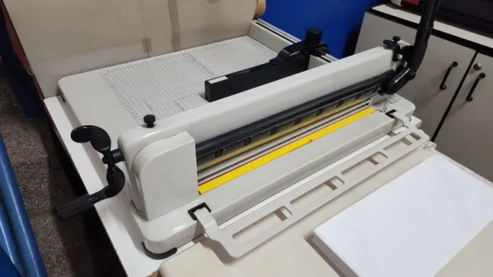 GUILHOTINA SEMI PROFISSIONAL A3 - NOVISSÍMA!