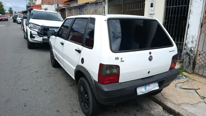 Fiat Uno Mille Celeb. WAY Econ. 1.0 F.flex 4P 2013