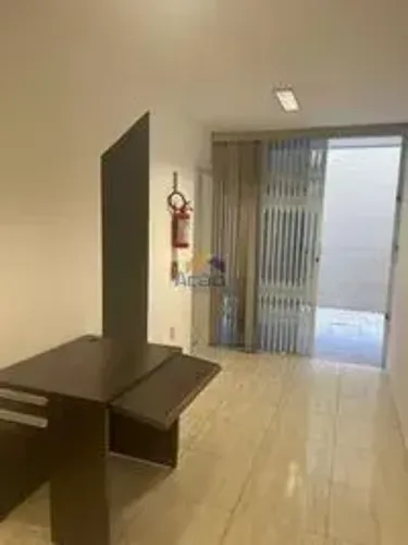 Sala Comercial Térrea Com 30m² no bairro Fazenda em Itajaí/SC