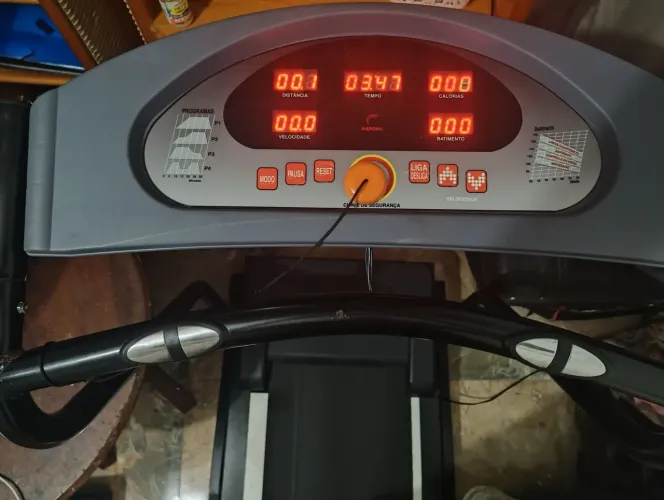 Esteira ergométrica Polimet