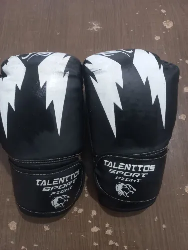 Luva e bandagem da luta Muay Thai( Menino ou menina ), tamanho sete anos