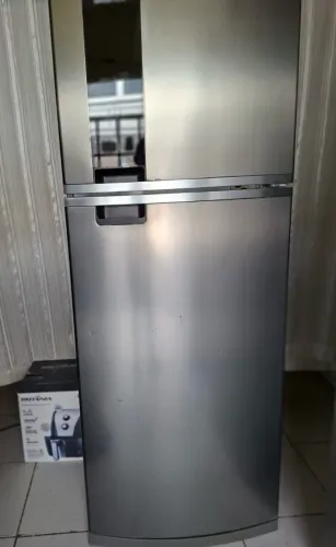 Geladeira Brastemp inox