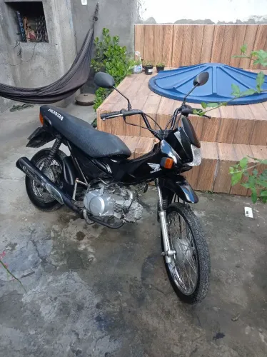 Vendo pop 100, super conservada.