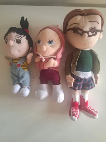 kit bonecos de pelúcia das irmãs de "Meu Malvado Favorito"