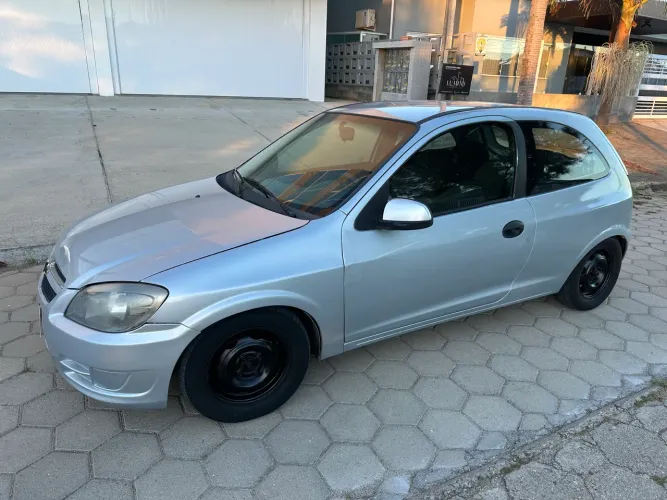 Chevrolet Celta Life/ LS 1.0 MPFI 8V Flexpower 3P 2011