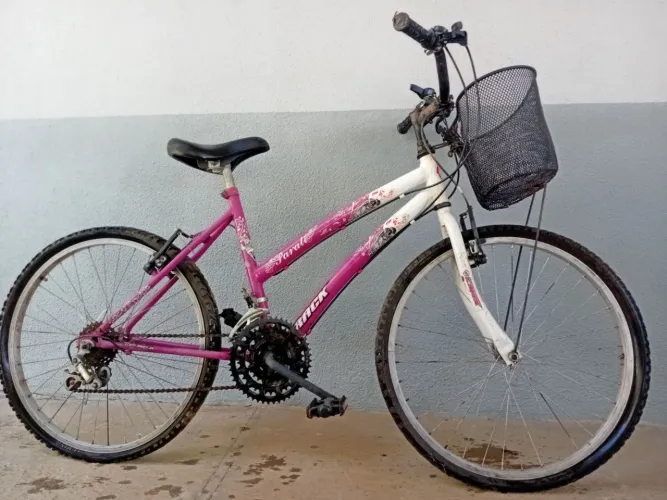 Bicicleta - Aro 24 - Usada