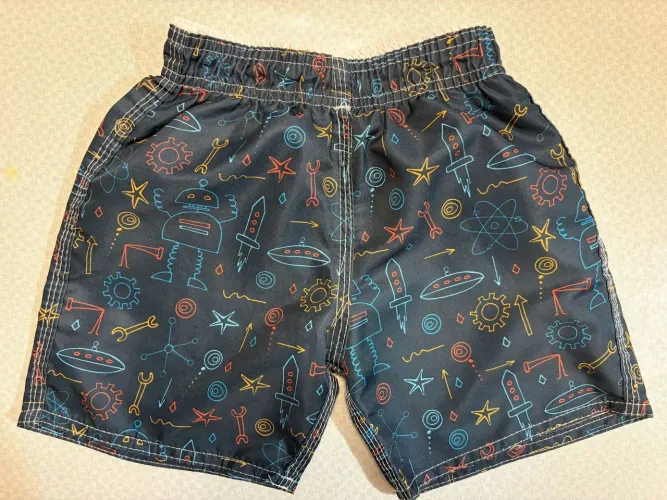 Short menino - 3 anos.