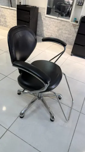 Cadeira Hidraulica Reclinável para Salão ou Barbeiro