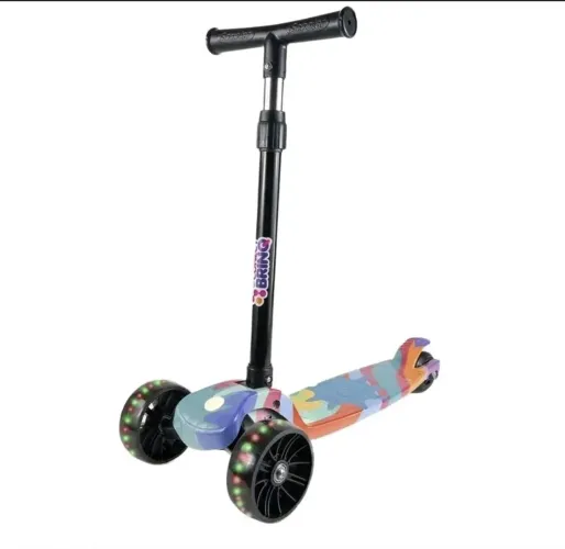 Patinete infantil dobrável multicor luz de Led, suporta até 70 kilos , novo!