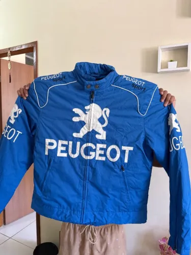 Casaco azul pegout