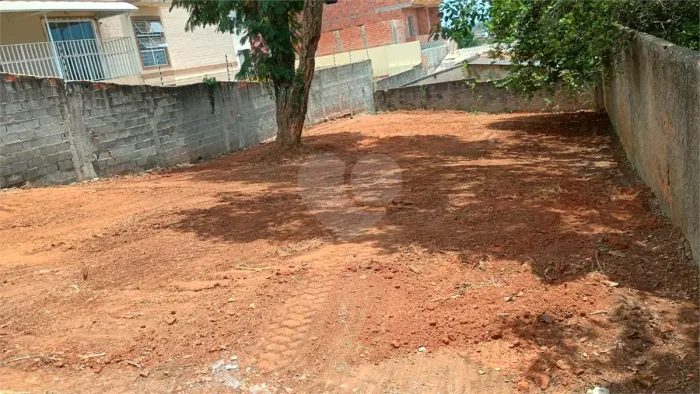 Terreno à venda de 360 m² no Jardim Simus em Sorocaba/SP