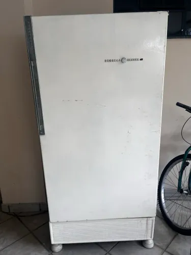 Vendo geladeira retrô General Electra