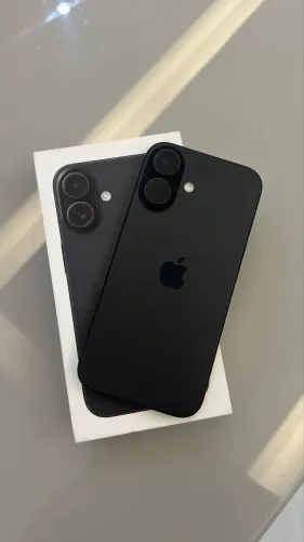 iPhone 16