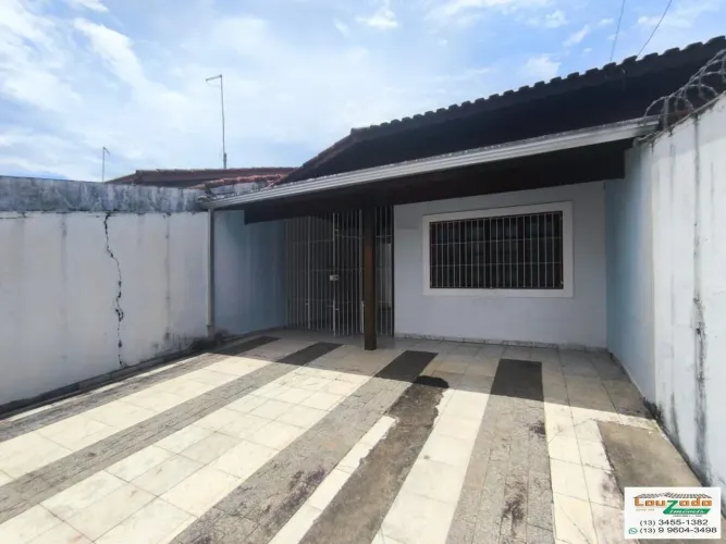 Casa para Locação em Peruíbe, Parque Daville, 2 dormitórios, 1 suíte, 3 banheiros, 2 vagas