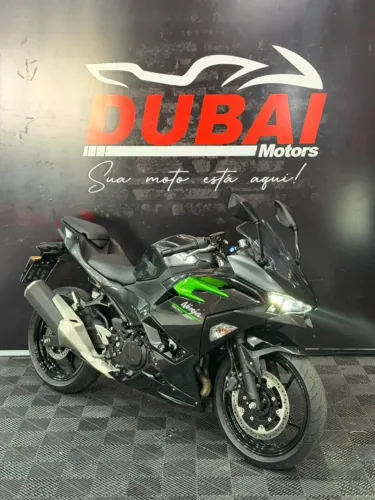 KAWAZAKI NINJA 500 2025 