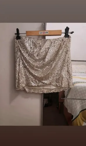Saia de paetê Zara