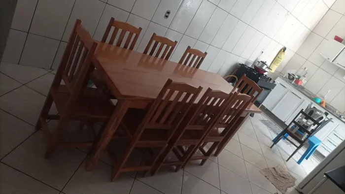 Mesa 8 cadeiras novos 1900.. mesa 8 cadeiras 2 metros de comprimento
