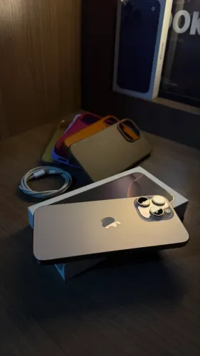 IPHONE 16 PRO MAX 512 GB