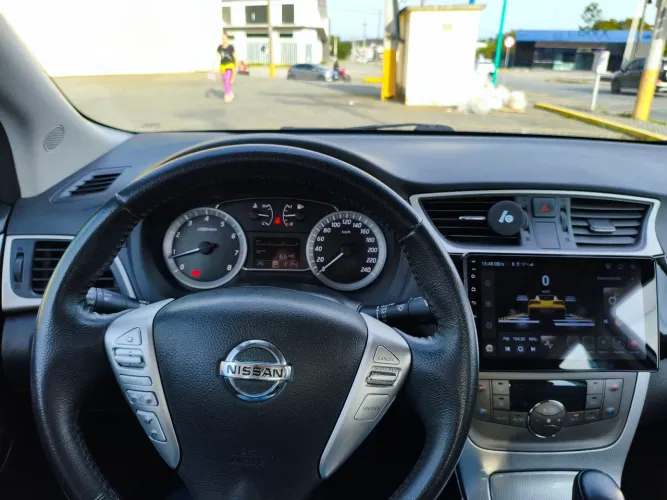 Nissan Sentra SL 2.0/ 2.0 Flex Fuel 16V Aut. 2014