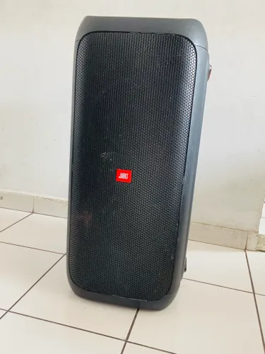 Caixa jbl party box 310 pra desapegar