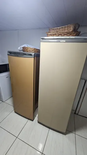 GELADEIRA E FREEZER