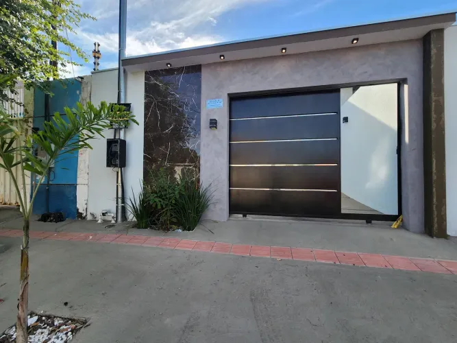 LINDA CASA A VENDA