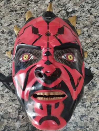 MASCÁRA ELETRÔNICA DO DARTH MAUL