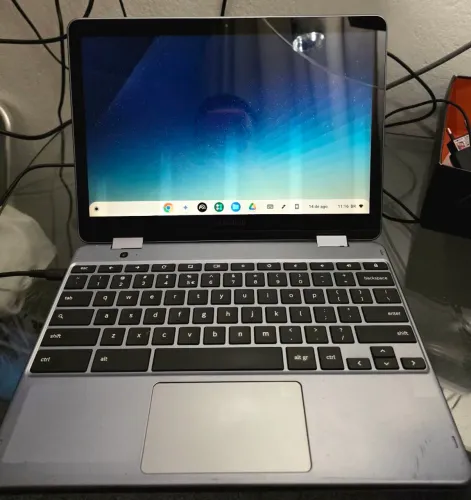 Samsung ChromeBook Plus V 2 em 1(Tela Touch + Caneta Stylus) - Perfeito para Estudos e Tra