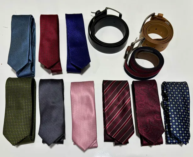 9 Gravatas Sociais + 3 Cintos Masculinos