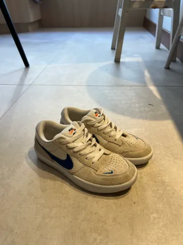Tênis Nike Sb force 58 branco tamanho 36
