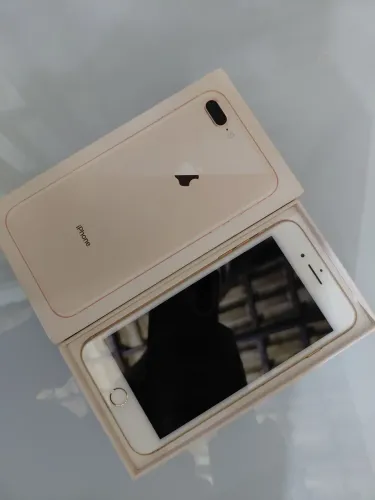 Iphone 8 plus Rose. Icloud livre! 600,00 reias pra ir embora logo . So venda ! So chamar